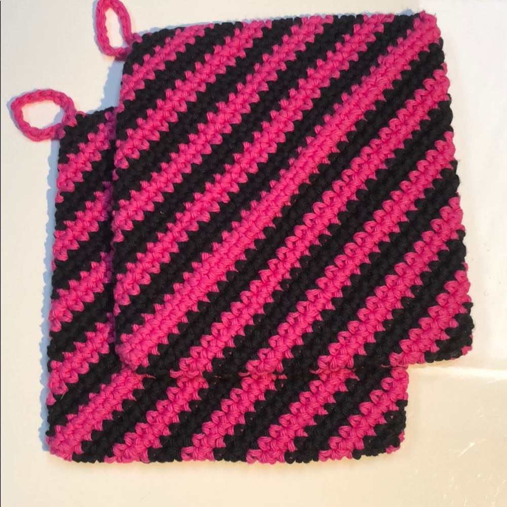 Double thick Cotton potholders black & Fuchsia